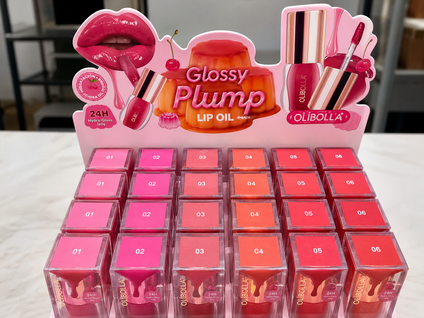 Glossy plump lip oil