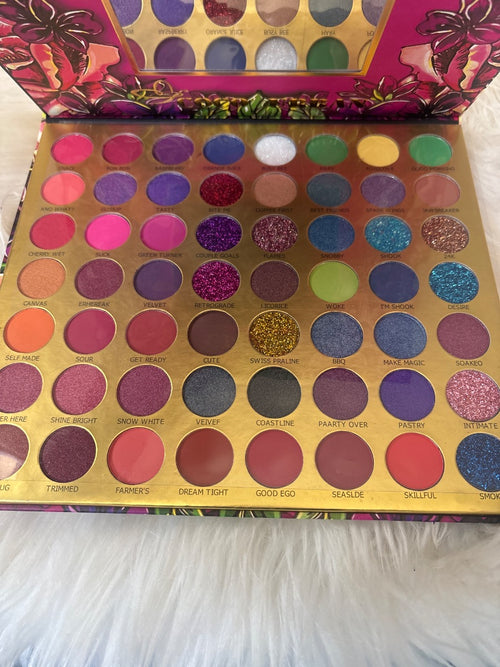 Eyeshadow palette coco urban